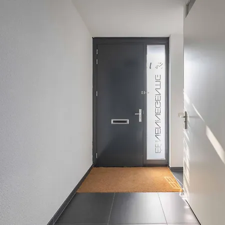 Modern Ninety-one