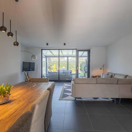Modern Ninety-one Hotel 3*