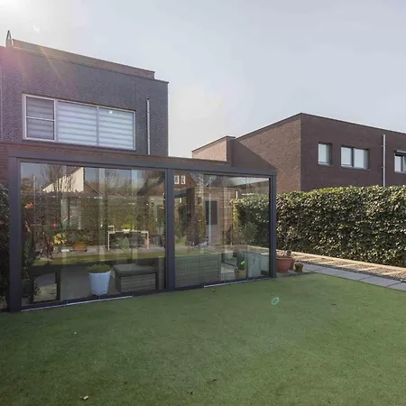 Modern Ninety-one Hotel 3*