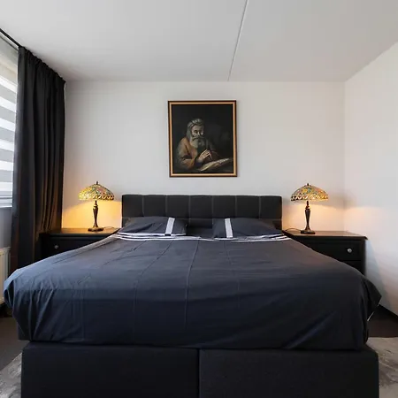 Modern Ninety-one Hotel